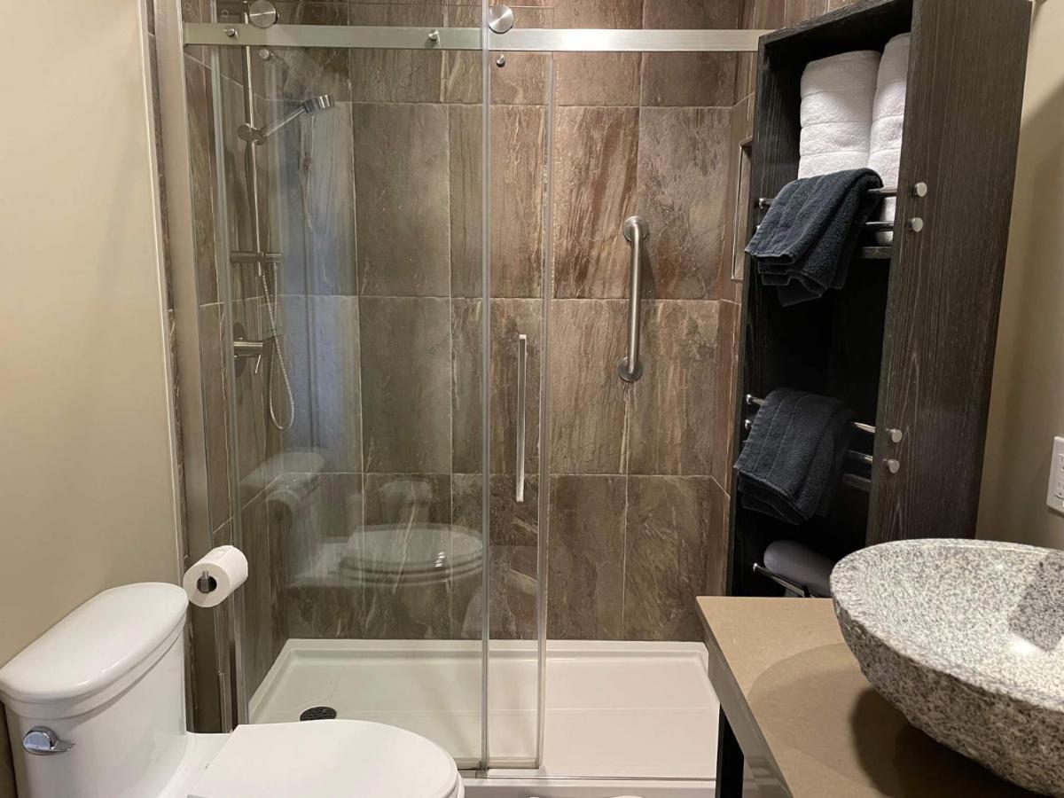 Globetrotters B&B Niagara-on-the-Lake Bagian luar foto