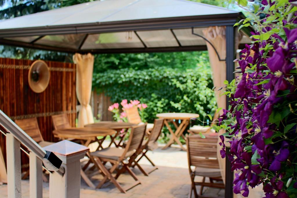 Globetrotters B&B Niagara-on-the-Lake Bagian luar foto
